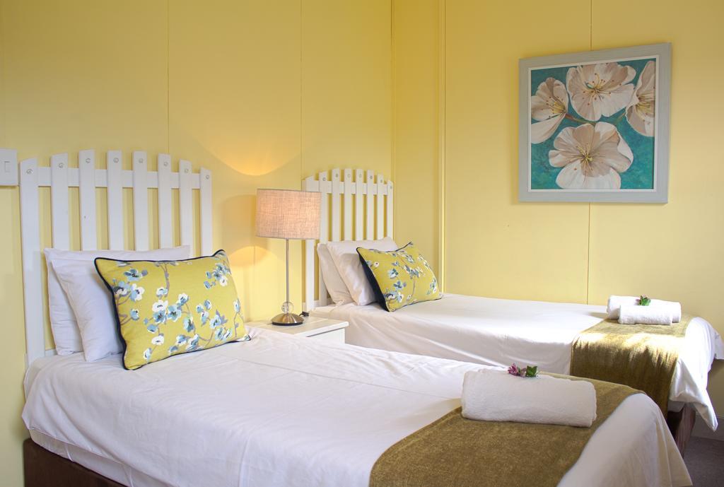 Oceans Hotel & Self Catering Mossel Bay Exteriör bild