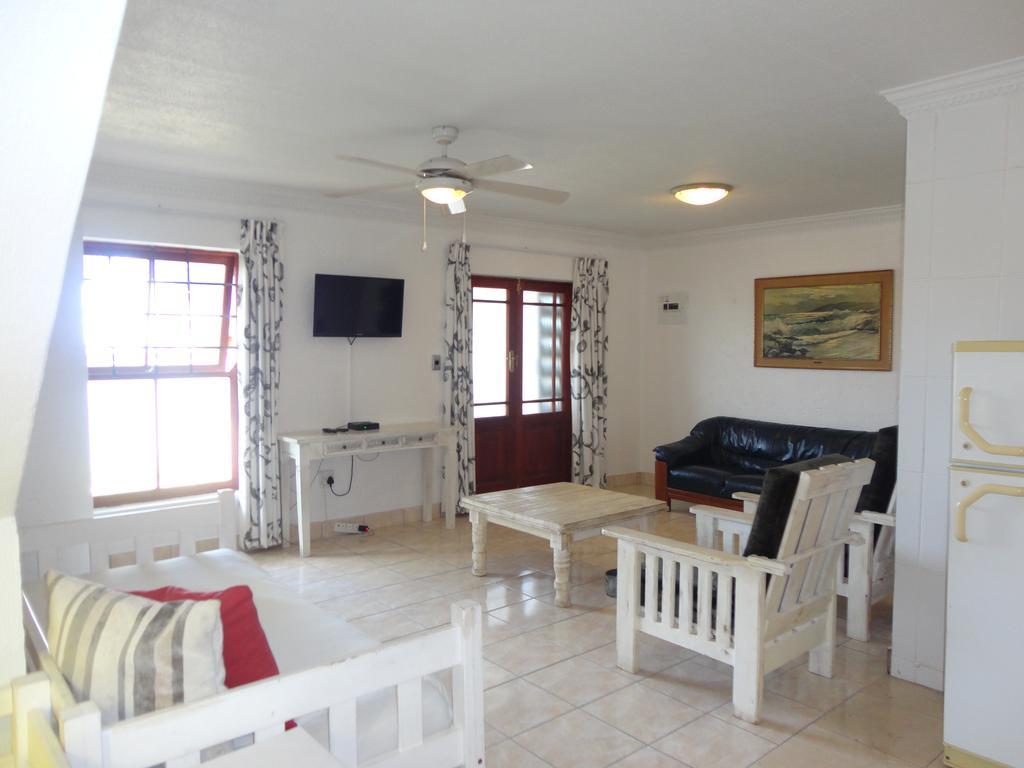Oceans Hotel & Self Catering Mossel Bay Exteriör bild