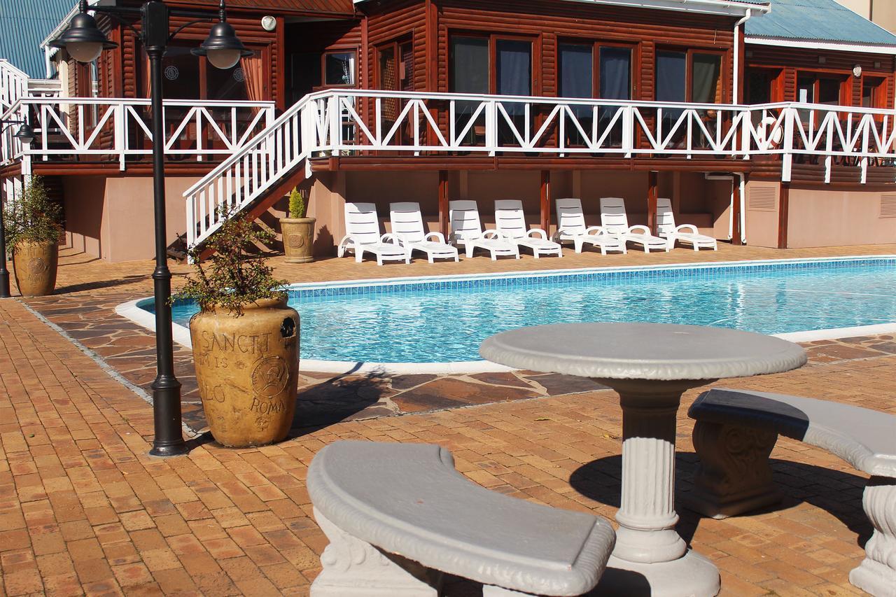 Oceans Hotel & Self Catering Mossel Bay Exteriör bild