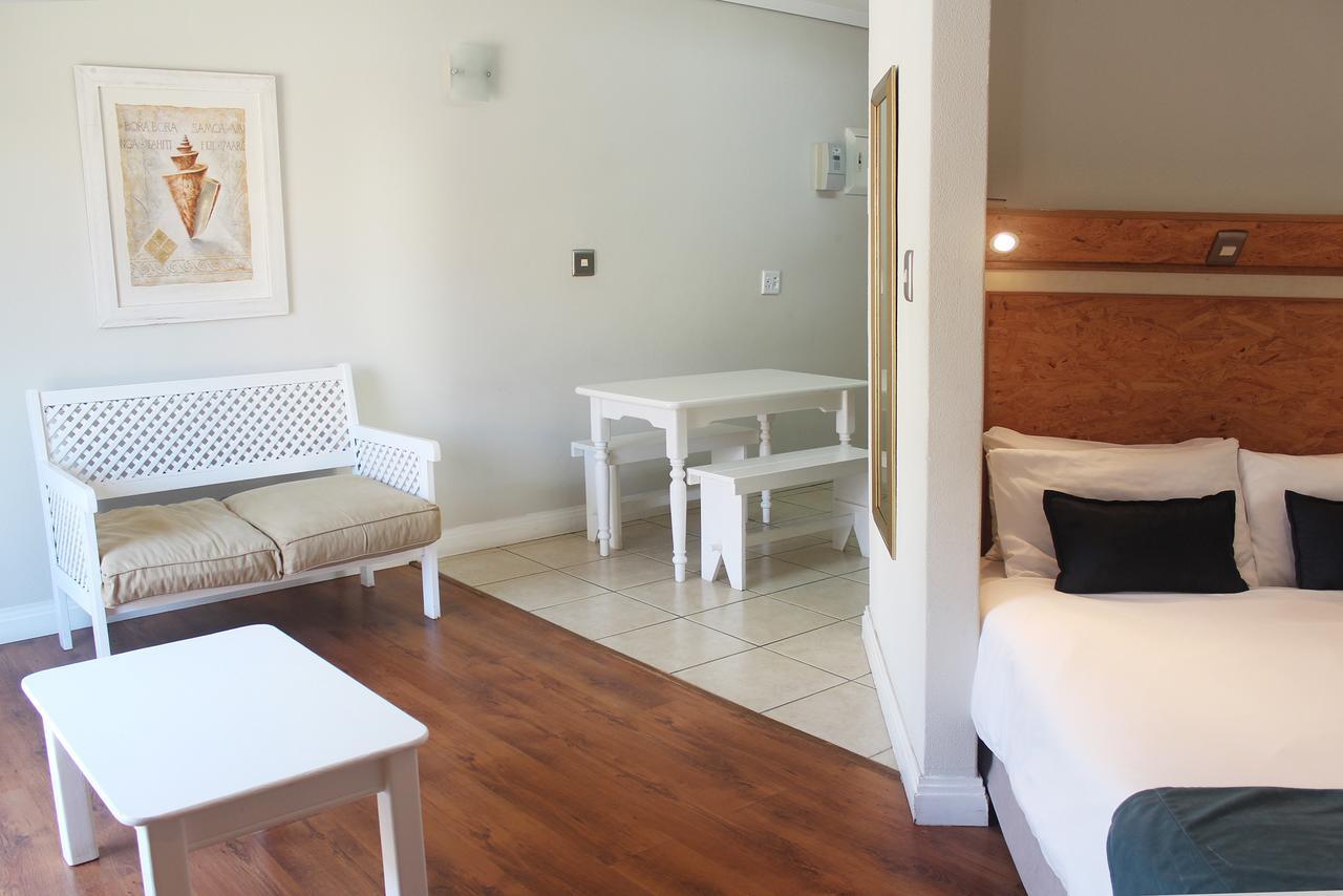 Oceans Hotel & Self Catering Mossel Bay Rum bild